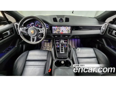 Porsche Cayenne 2020 г.