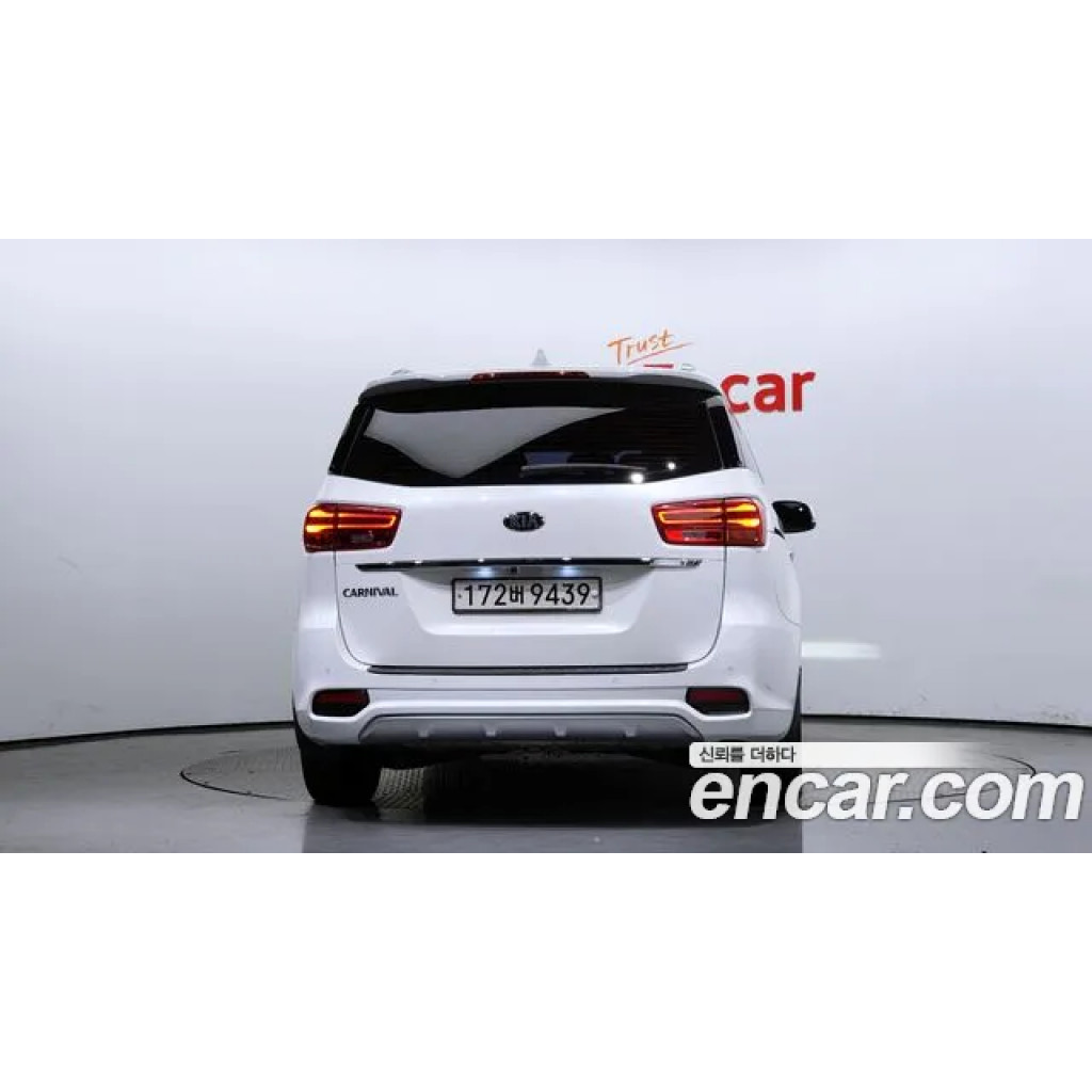 KIA Carnival 2020 г.