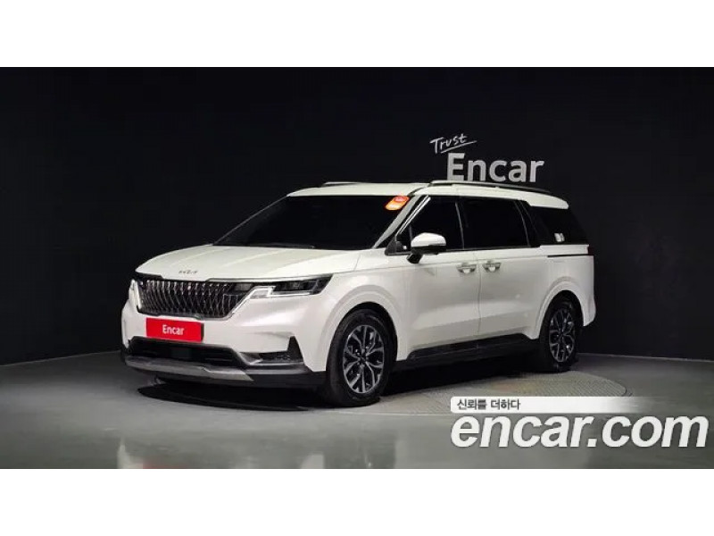 KIA Carnival 2023 г.