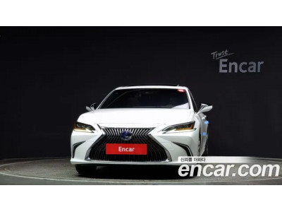 Lexus Is 2020 г.