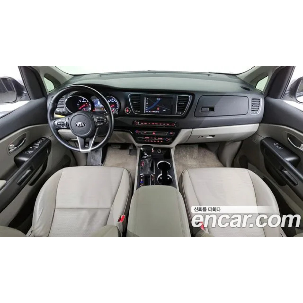 KIA Carnival 2020 г.