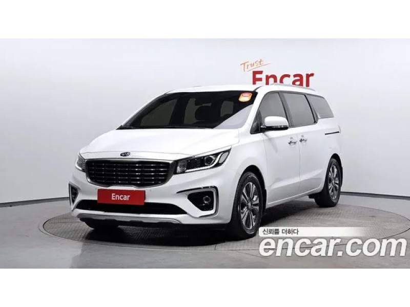 KIA Carnival 2020 г.
