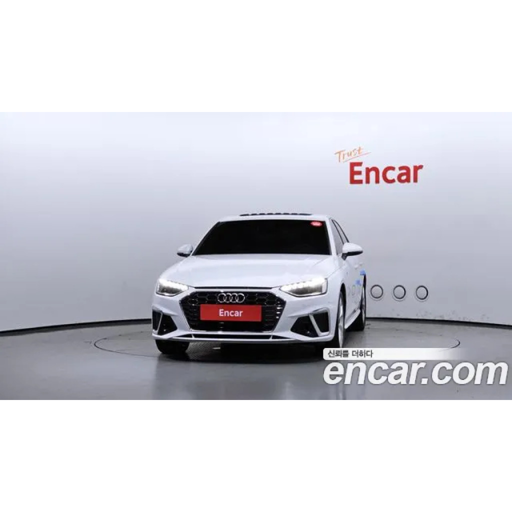 Audi A4 2021 г.