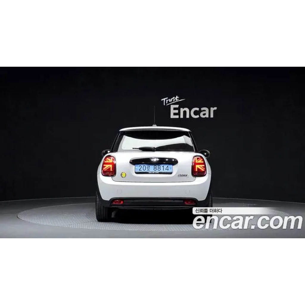 Mini Cooper 2022 г.