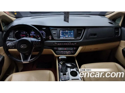 KIA Carnival 2020 г.