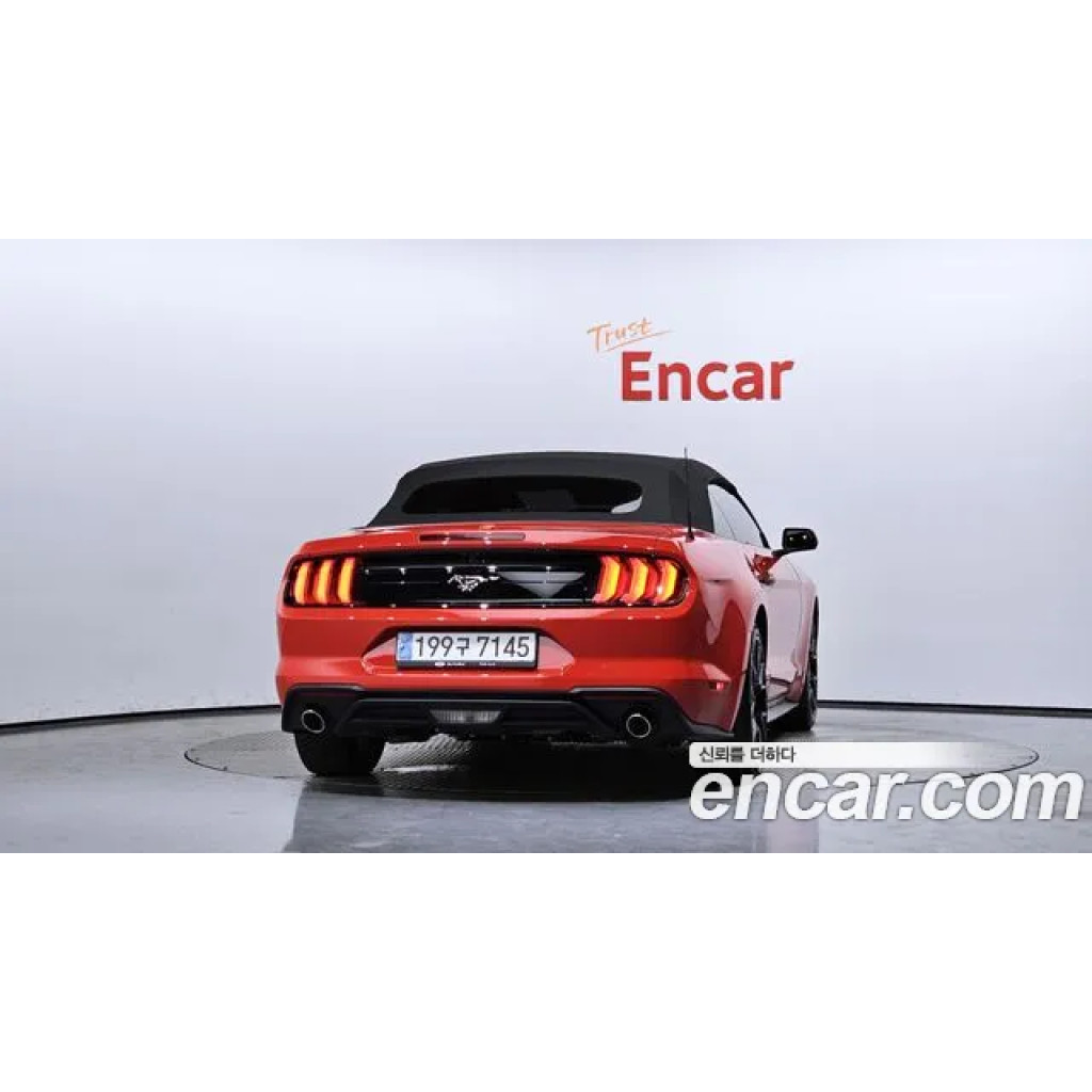 Ford Mustang 2023 г.