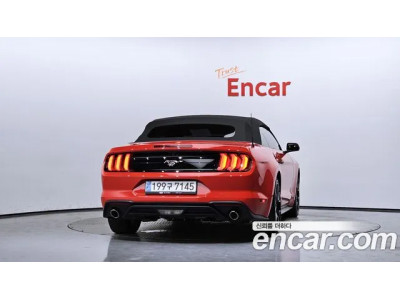 Ford Mustang 2023 г.