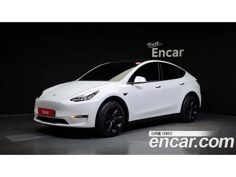 Tesla Model Y 2022 г.