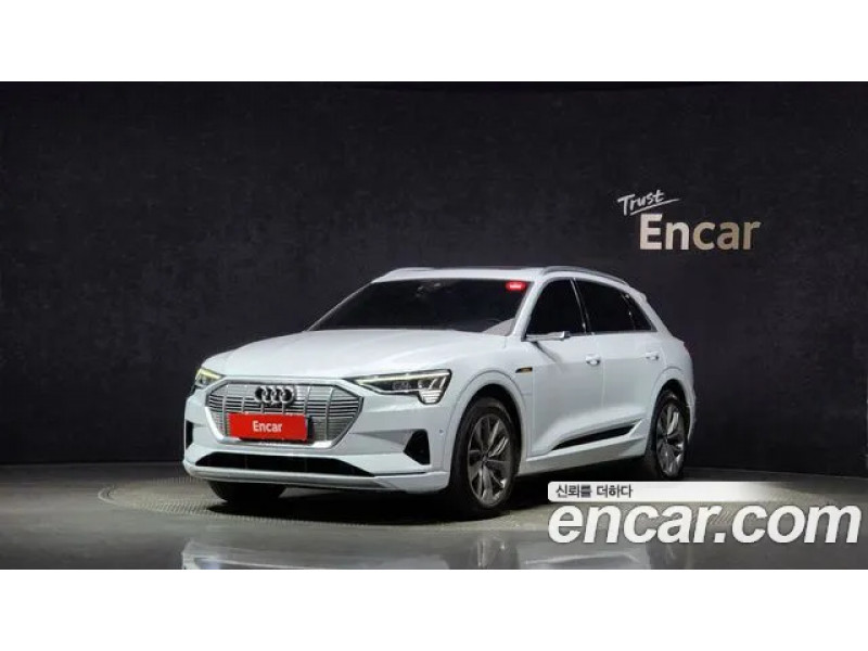 Audi E-tron 2020 г.