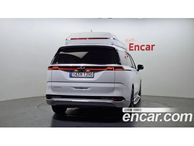 KIA Carnival 2023 г.