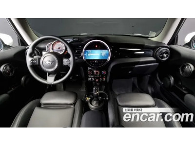Mini Cooper 2022 г.