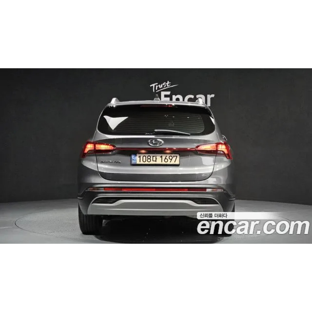 Hyundai Santa Fe 2022 г.