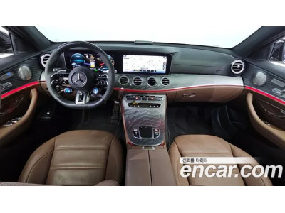 Mercedes Benz E-Class 2023 г.