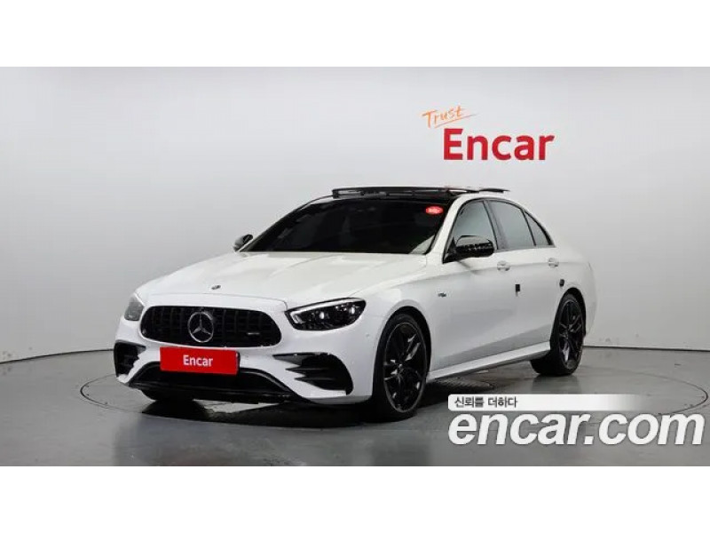 Mercedes Benz E-Class 2023 г.