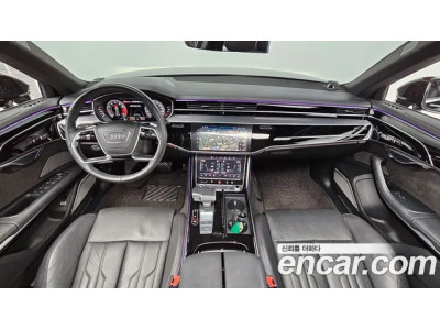 Audi A8 2021 г.