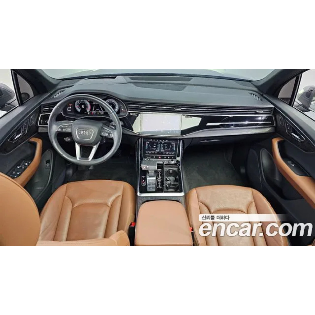 Audi Q7 2021 г.