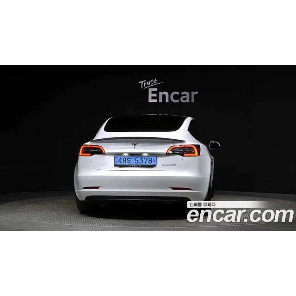 Tesla Model 3 2021 г.