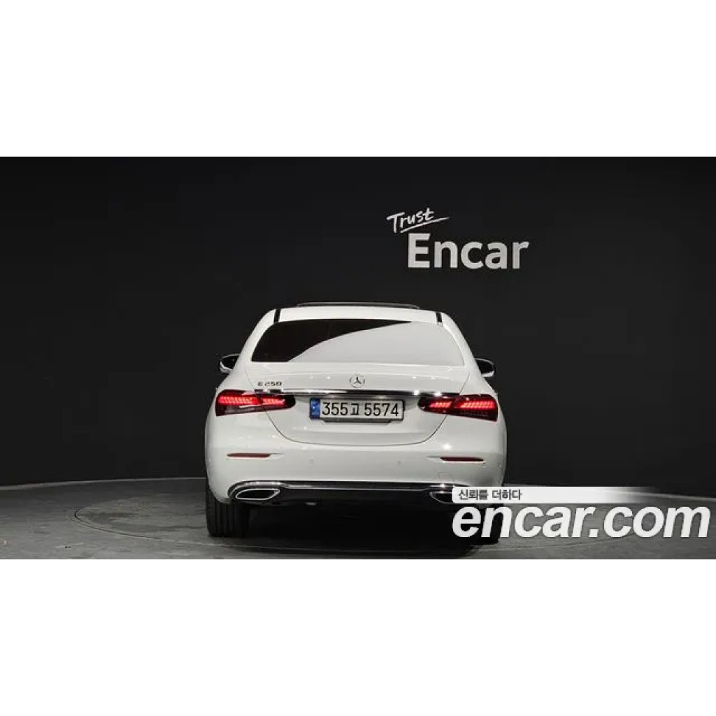 Mercedes Benz E-Class 2021 г.