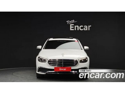 Mercedes Benz E-Class 2021 г.