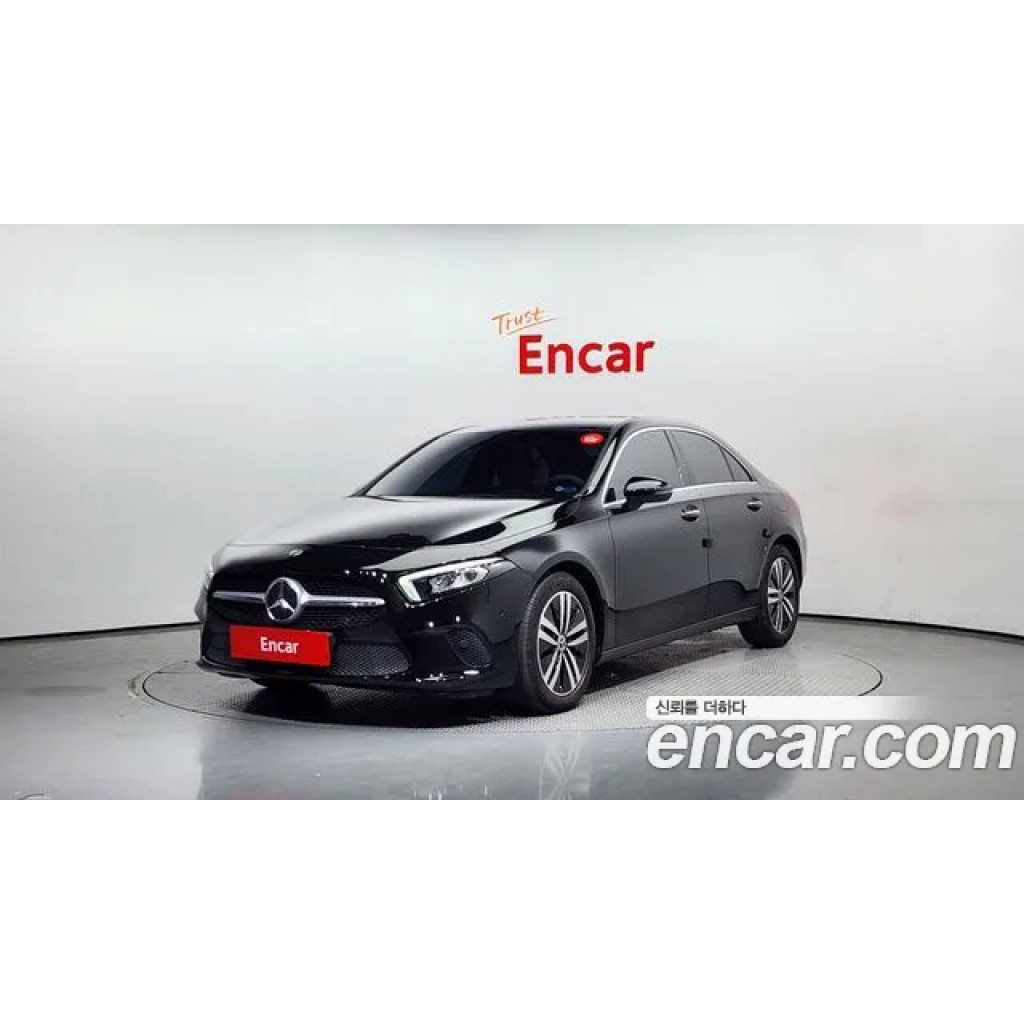 Mercedes Benz A-Class 2021 г.