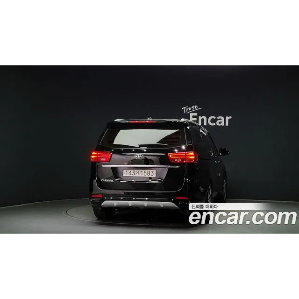 KIA Carnival 2020 г.