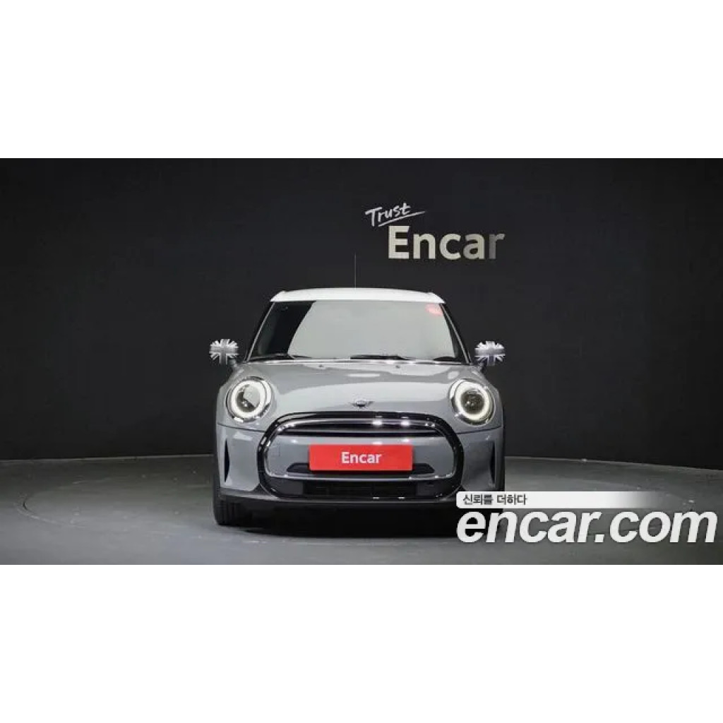 Mini Cooper 2023 г.