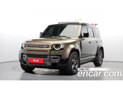 Land Rover Defender 2023 г.