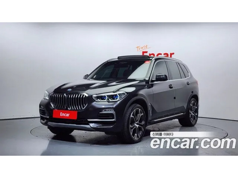 BMW X5 2021 г.