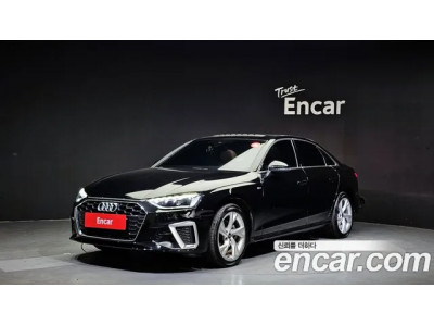 Audi A4 2022 г.