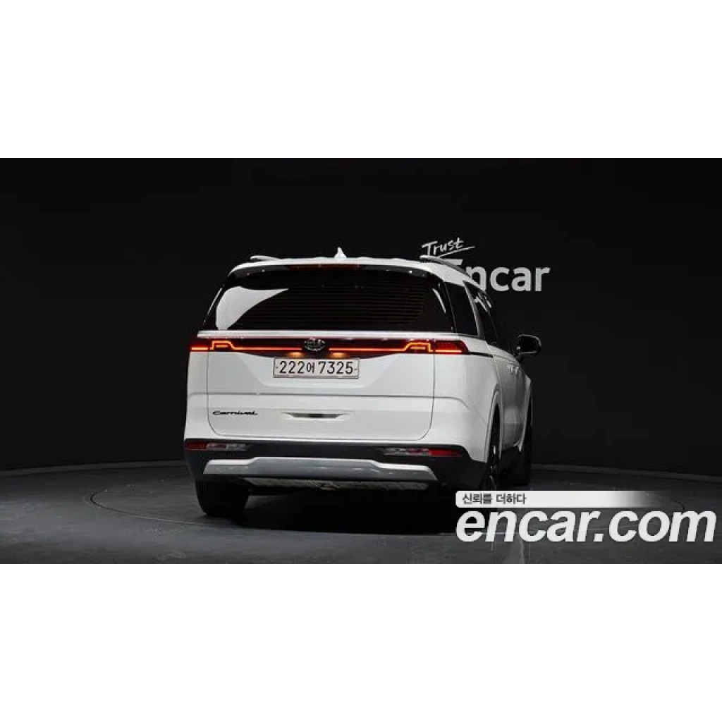 KIA Carnival 2021 г.
