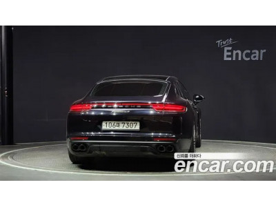 Porsche Panamera 2020 г.