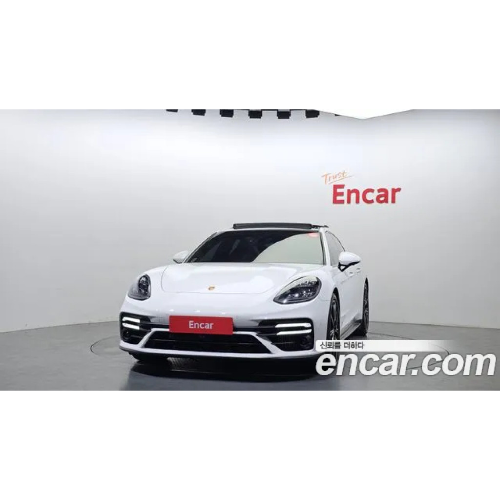 Porsche Panamera 2021 г.