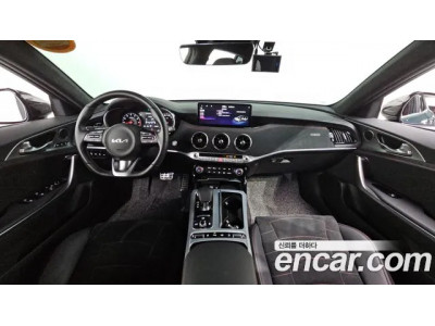 KIA Stinger 2023 г.