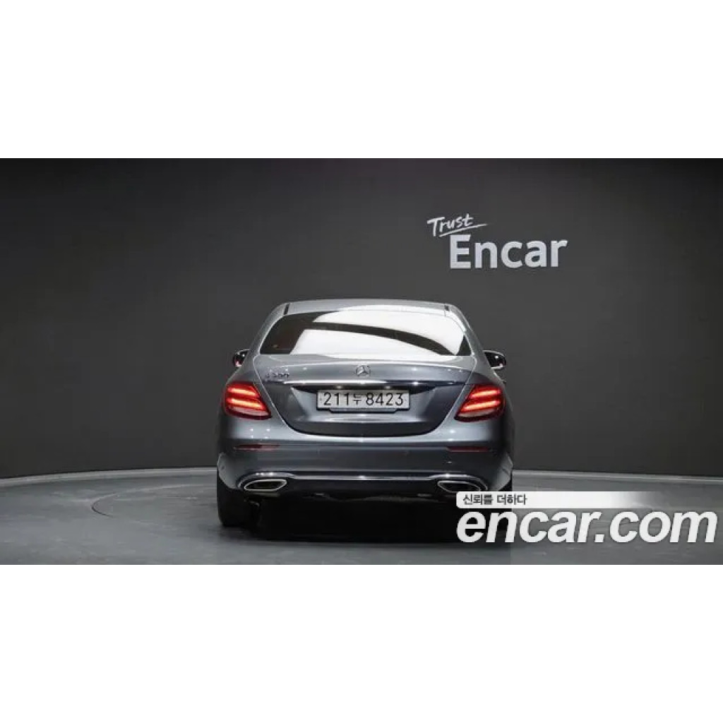 Mercedes Benz E-Class 2020 г.