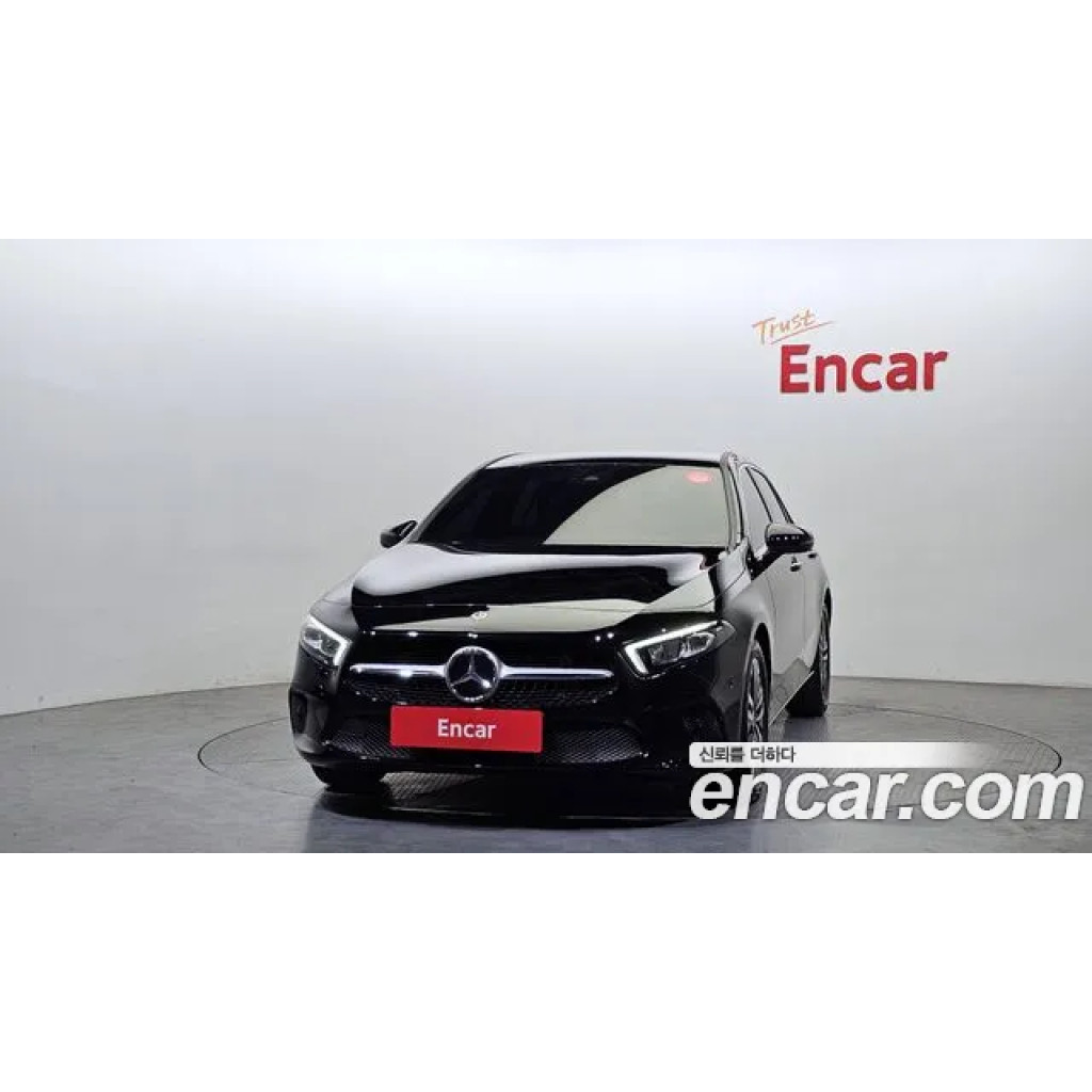 Mercedes Benz A-Class 2022 г.