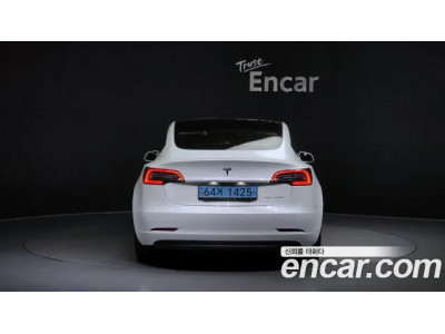 Tesla Model 3 2020 г.