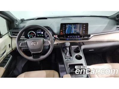 Toyota Sienna 2021 г.