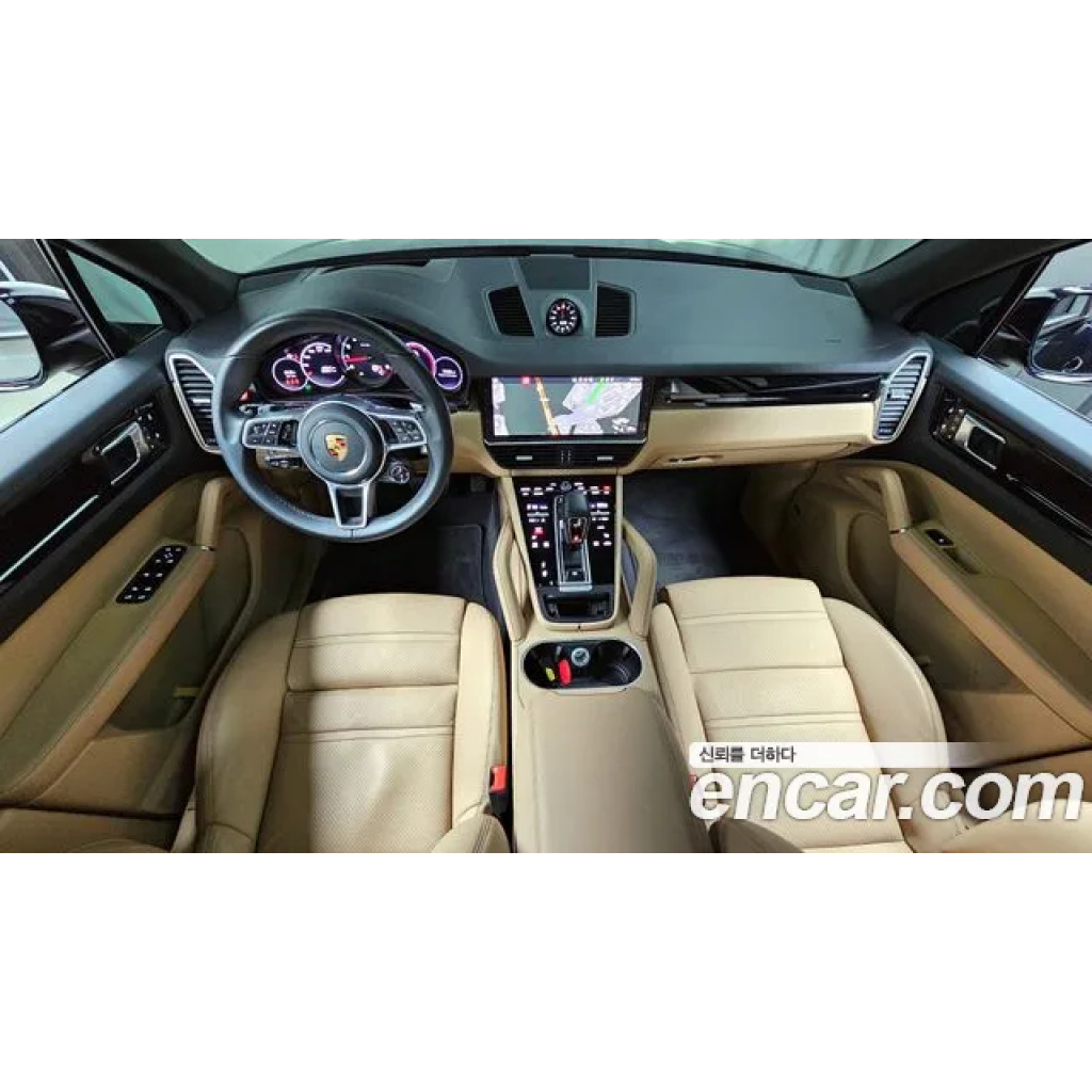 Porsche Cayenne 2021 г.
