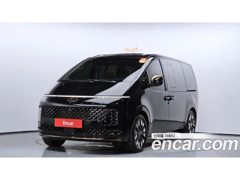 Hyundai Staria 2024 г.