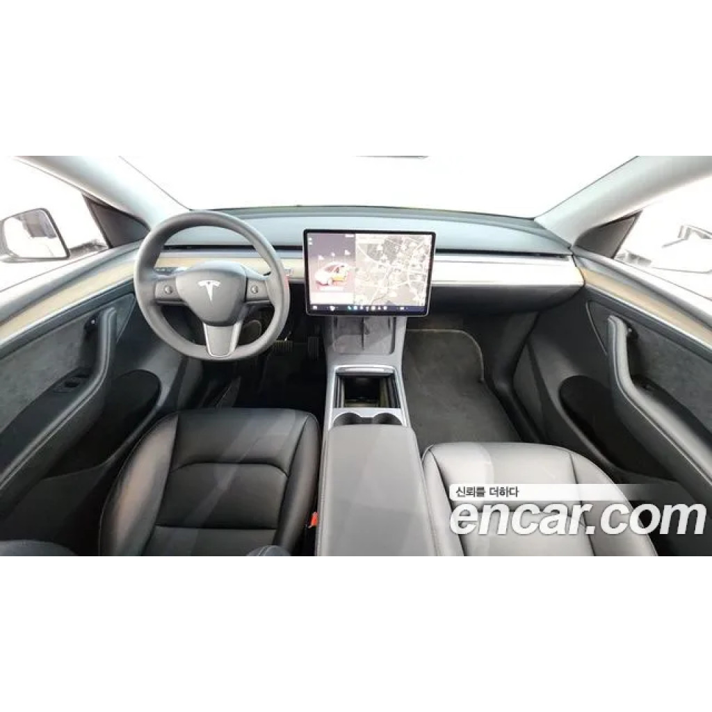 Tesla Model Y 2023 г.