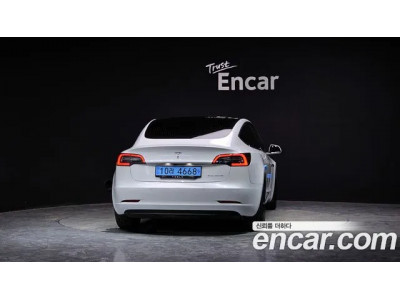 Tesla Model 3 2020 г.