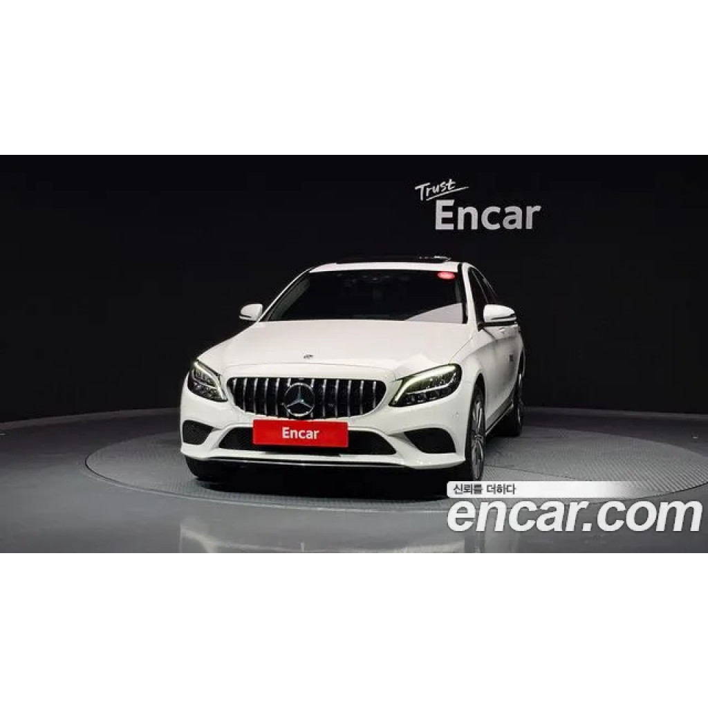 Mercedes Benz C-Class 2021 г.