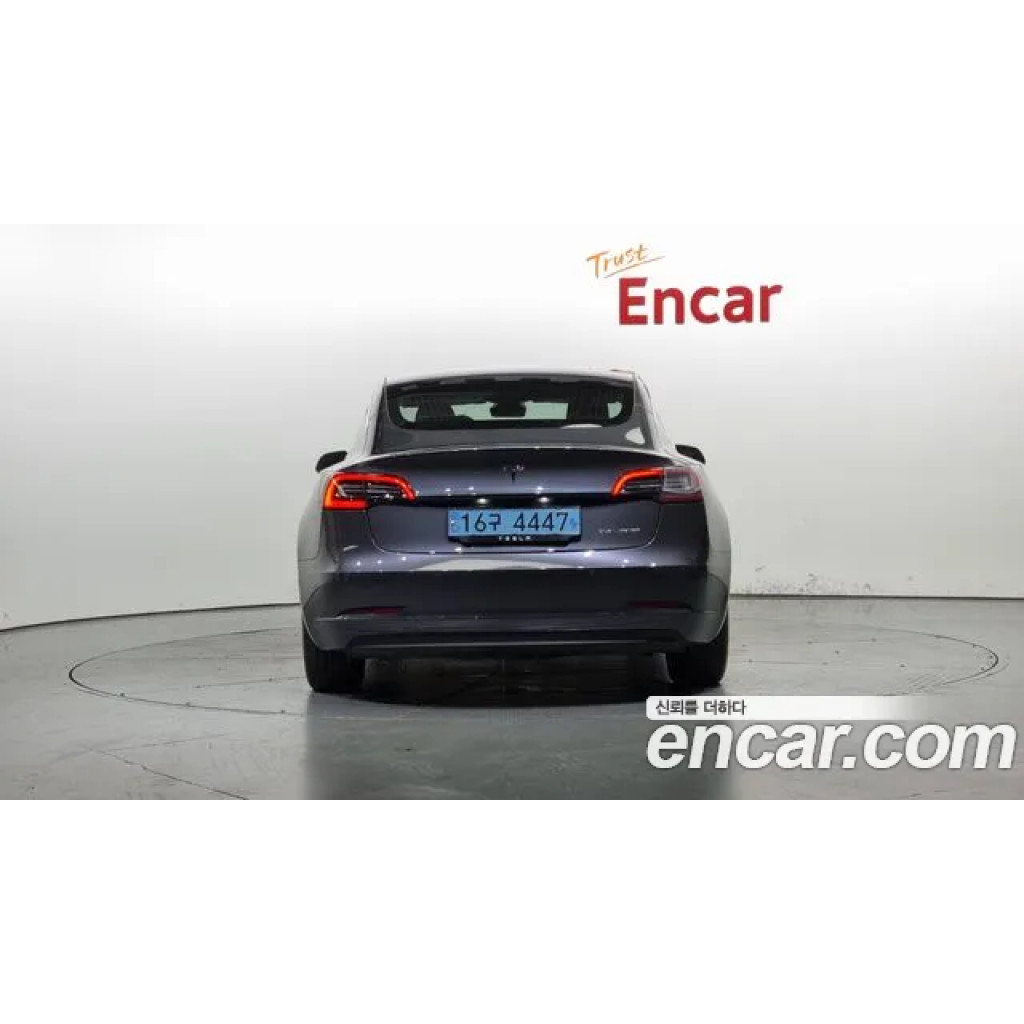 Tesla Model 3 2020 г.