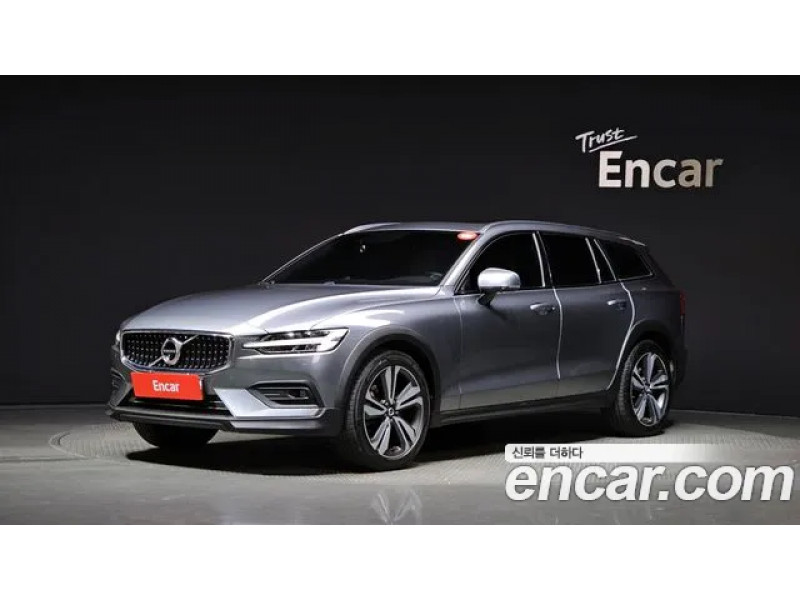 Volvo V60 2020 г.