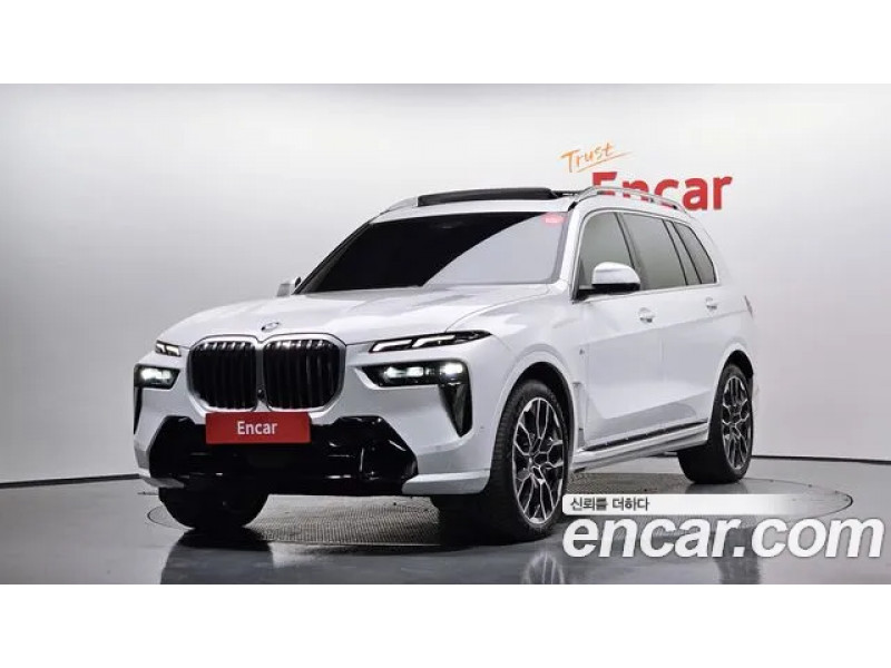 BMW X7 2024 г.