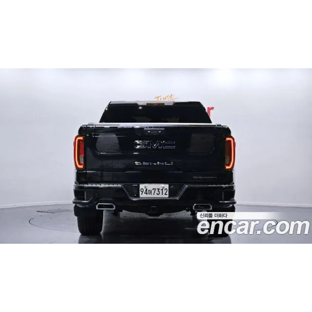 GMC Sierra 2023 г.