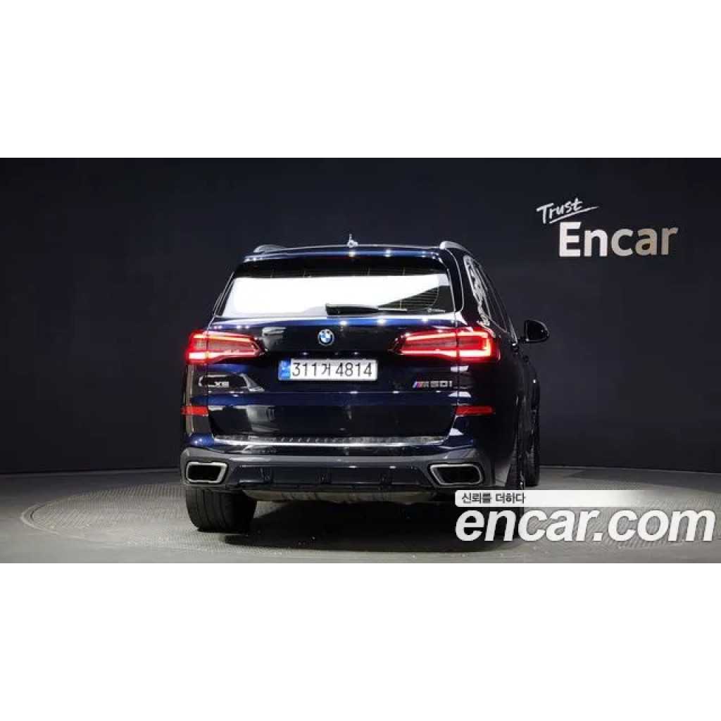 BMW X5 2021 г.