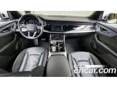 Audi Q8 2020 г.