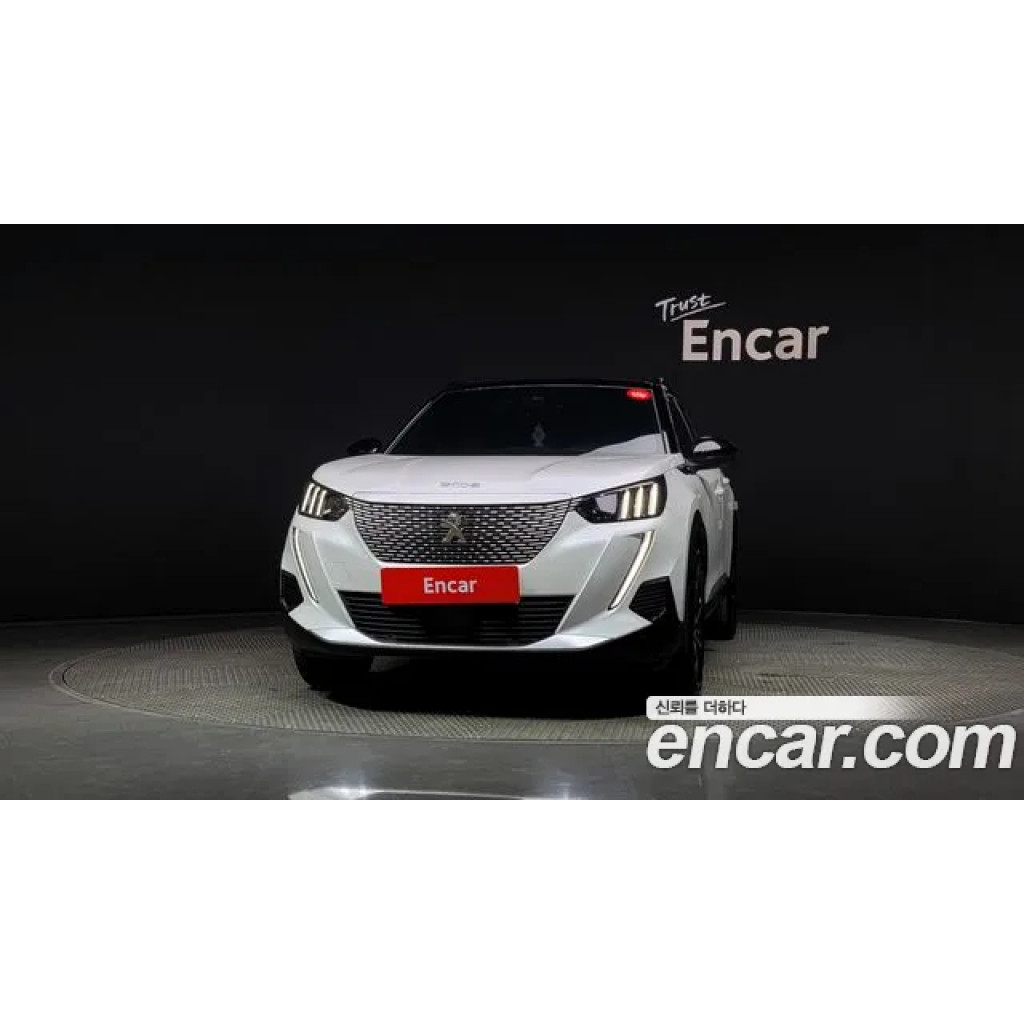 Peugeot 2008 2023 г.