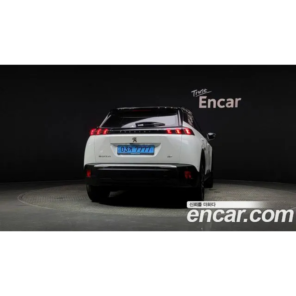 Peugeot 2008 2023 г.